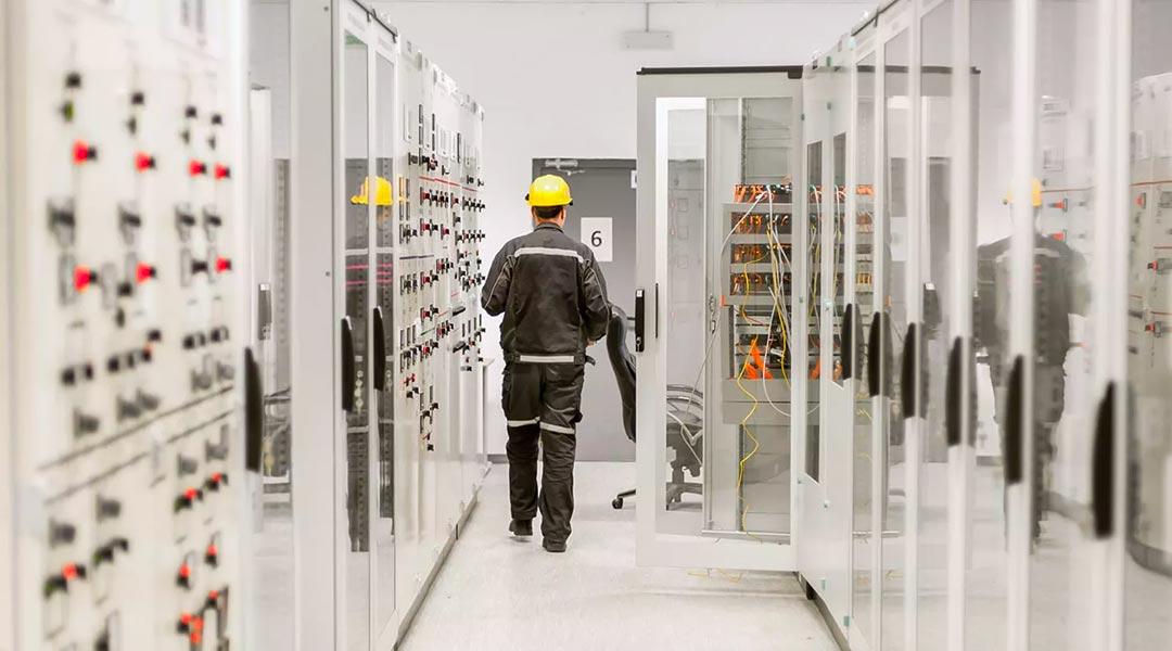 Poste préfabriqué haute tension : comment personnaliser les installations pour répondre aux besoins spécifiques